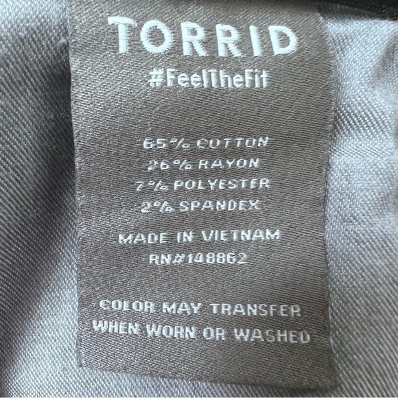 Torrid Sky High Flare Premium Stretch High-Rise Jean Size 12 - Picture 10 of 12